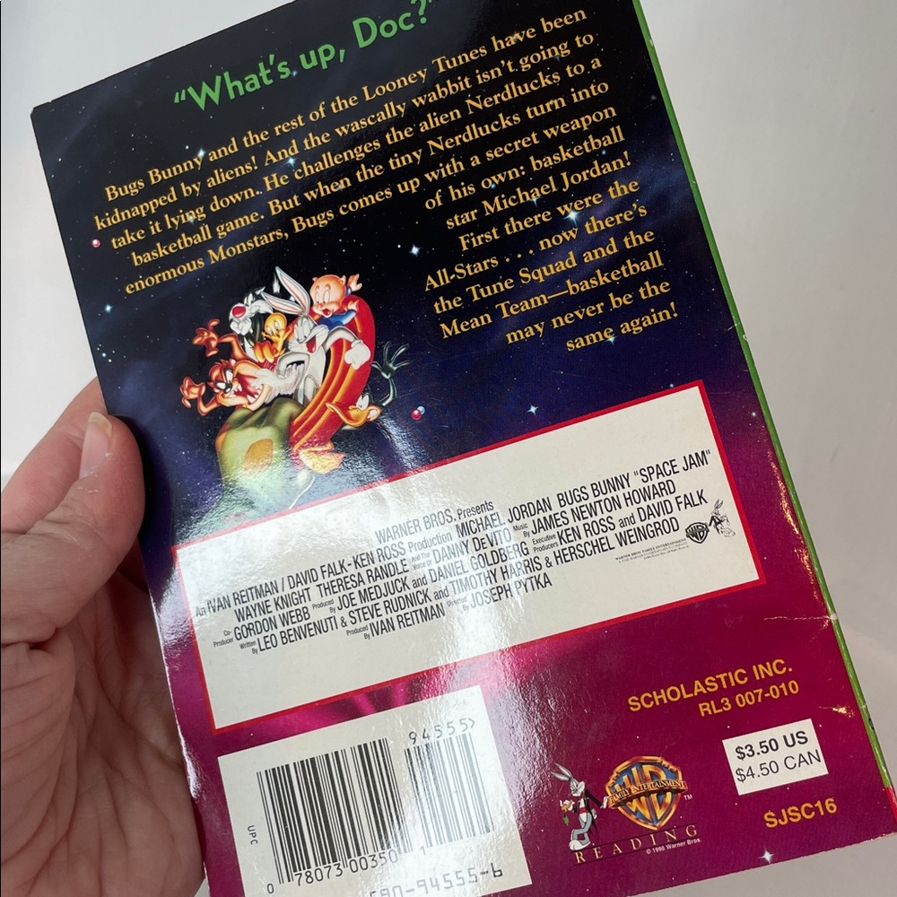 Space Jam Novelization Book — First Printing Michael Jordan - Picture 7 of 10